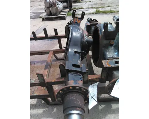 EATON-SPICER DSP40 AXLE HOUSING, REAR (FRONT)