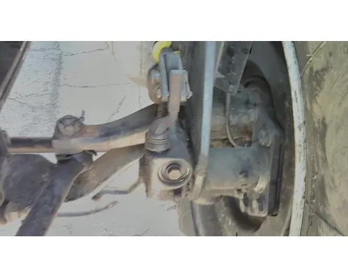EATON-SPICER E1002I AXLE ASSEMBLY, FRONT (STEER)