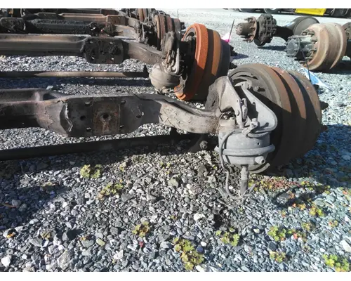 EATON-SPICER E1202I AXLE ASSEMBLY, FRONT (STEER)