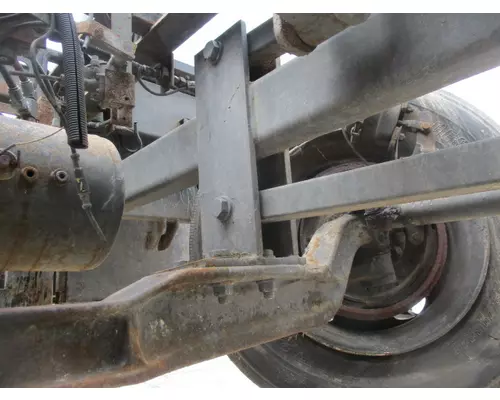 EATON-SPICER E1202W AXLE ASSEMBLY, FRONT (STEER)