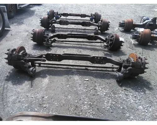 EATON-SPICER E1322W AXLE ASSEMBLY, FRONT (STEER)