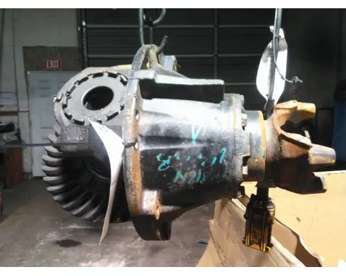 EATON-SPICER P20060SR488 DIFFERENTIAL ASSEMBLY REAR REAR