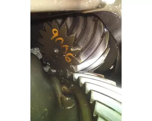 EATON-SPICER R40155R264 DIFFERENTIAL ASSEMBLY REAR REAR