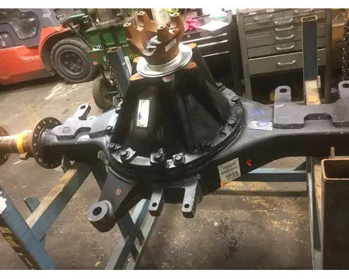 EATON-SPICER R46170 AXLE ASSEMBLY, REAR (REAR)