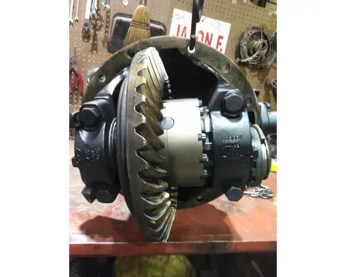EATON-SPICER RD404R390 DIFFERENTIAL ASSEMBLY REAR REAR