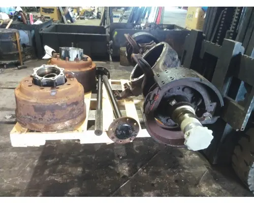 EATON-SPICER RD404 AXLE HOUSING, REAR (REAR)