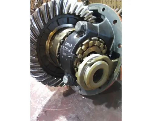 EATON-SPICER RDP41R617 DIFFERENTIAL ASSEMBLY REAR REAR