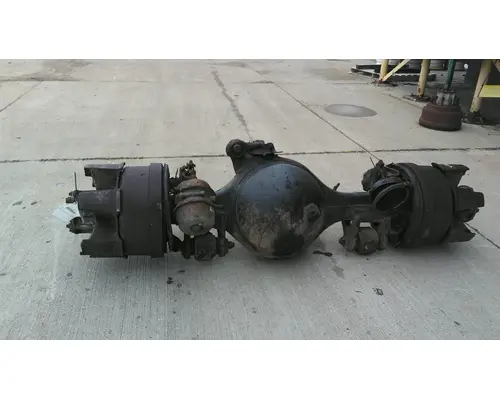 EATON-SPICER RP521 AXLE ASSEMBLY, REAR (REAR)