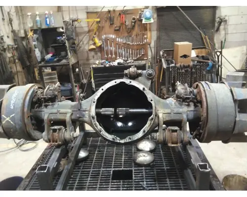 EATON-SPICER RP521 AXLE HOUSING, REAR (REAR)