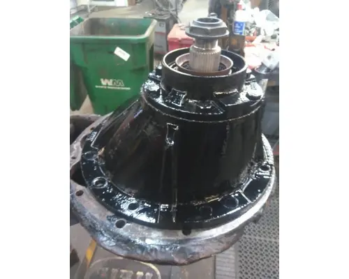 EATON-SPICER RS404R370 DIFFERENTIAL ASSEMBLY REAR REAR