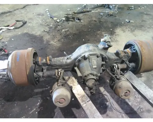 EATON-SPICER RS404 AXLE ASSEMBLY, REAR (REAR)