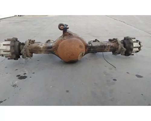 EATON-SPICER RS404 AXLE HOUSING, REAR (REAR)