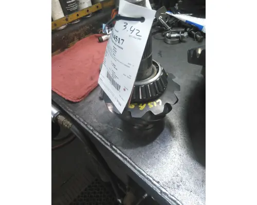 EATON-SPICER RS405 RING GEAR AND PINION