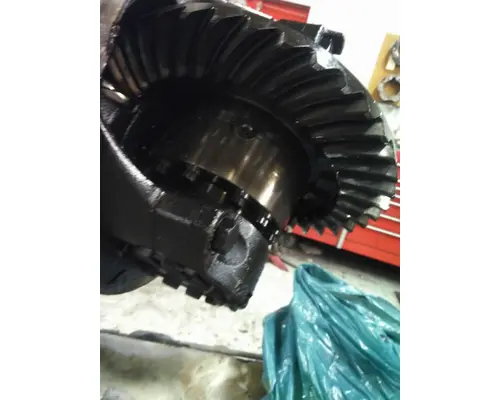 EATON-SPICER RSH40R390 DIFFERENTIAL ASSEMBLY REAR REAR