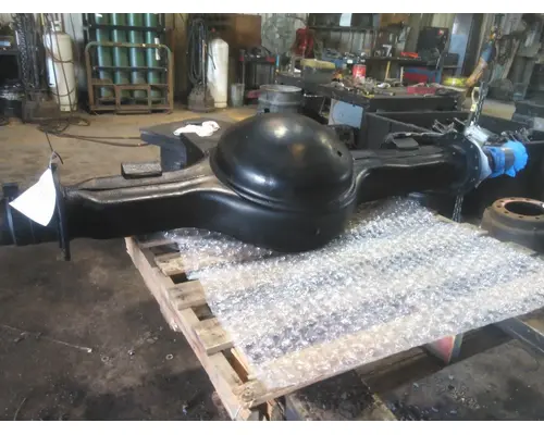 EATON-SPICER RSH40 AXLE HOUSING, REAR (REAR)