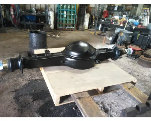 EATON-SPICER RSP41 AXLE HOUSING, REAR (REAR)
