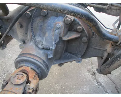 EATON-SPICER S110L AXLE ASSEMBLY, REAR (REAR)