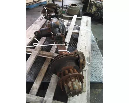 EATON-SPICER S110 AXLE ASSEMBLY, REAR (REAR)