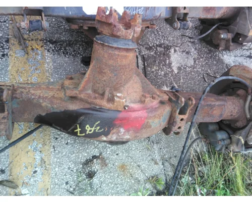 EATON-SPICER S110 AXLE ASSEMBLY, REAR (REAR)