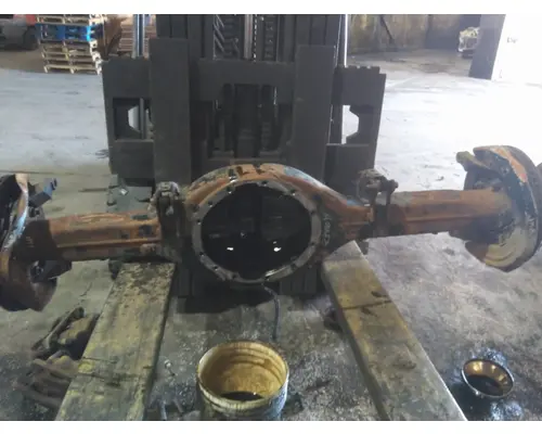 EATON-SPICER S110 AXLE HOUSING, REAR (REAR)