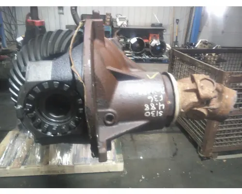 EATON-SPICER S130LR488 DIFFERENTIAL ASSEMBLY REAR REAR