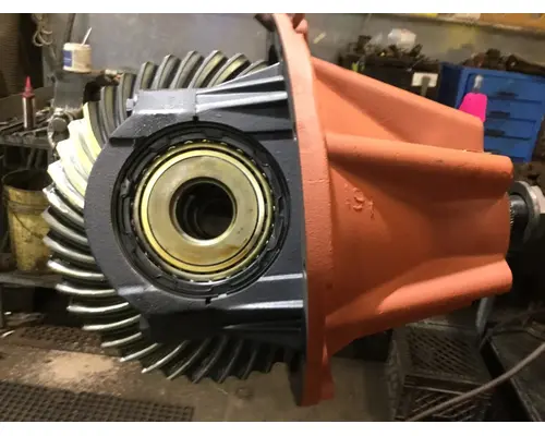 EATON-SPICER S23170R717 DIFFERENTIAL ASSEMBLY REAR REAR