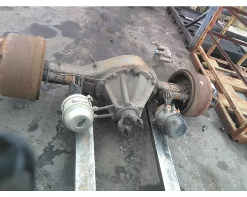 EATON-SPICER S23170 AXLE ASSEMBLY, REAR (REAR)