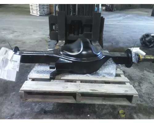 EATON-SPICER S23170 AXLE HOUSING, REAR (REAR)