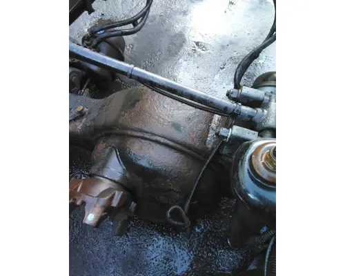 EATON-SPICER T680 MATCHED SET REARS