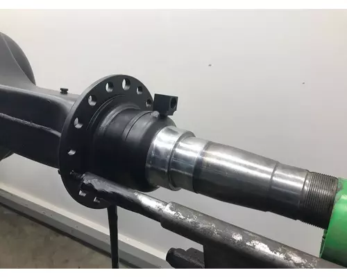 EATON 19060D Axle Housing (Rear)