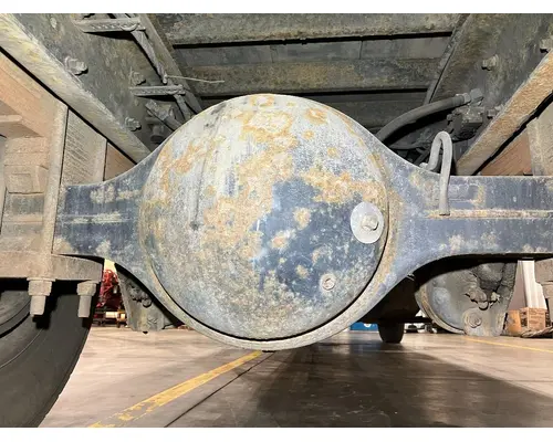 EATON 19060S Axle Housing (Rear)