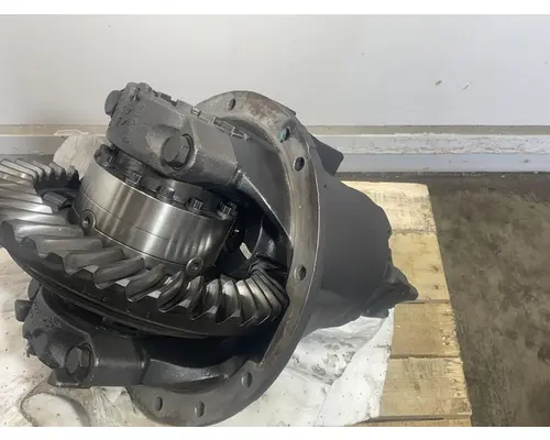 EATON 19060s Differential Assembly (Front, Rear)