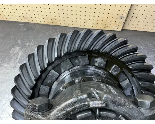 EATON 21060S Rear Rears (Tandem Rear or Single)