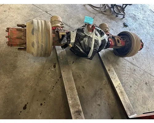 EATON 335 Axle Housing, Rear (Rear)