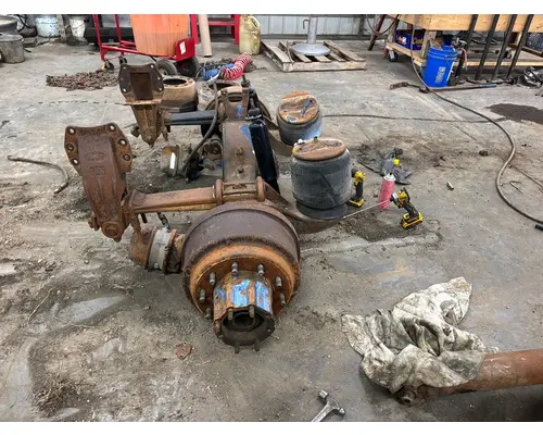 EATON 379 Axle Housing