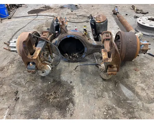 EATON 379 Axle Housing
