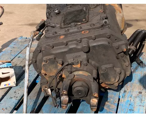 EATON COLUMBIA 120 Transmission Assembly