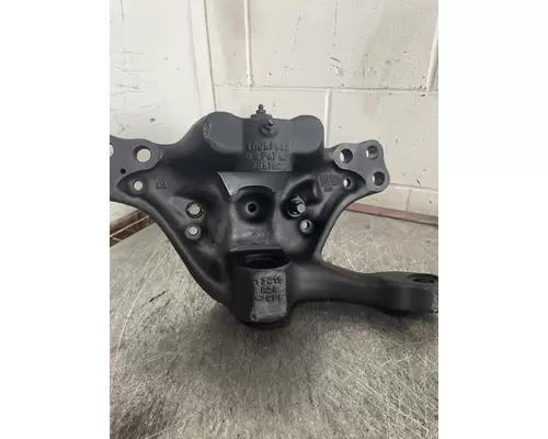 EATON D-1251LW Spindle  Knuckle, Front