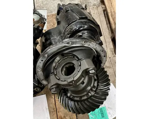 EATON D40-155-2.64 Differential Assembly (Front, Rear)