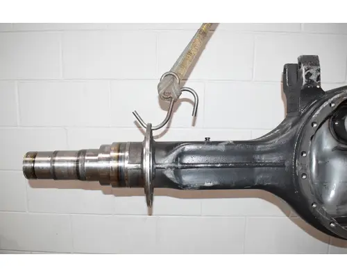 EATON D40-156 Axle Housing (Rear)