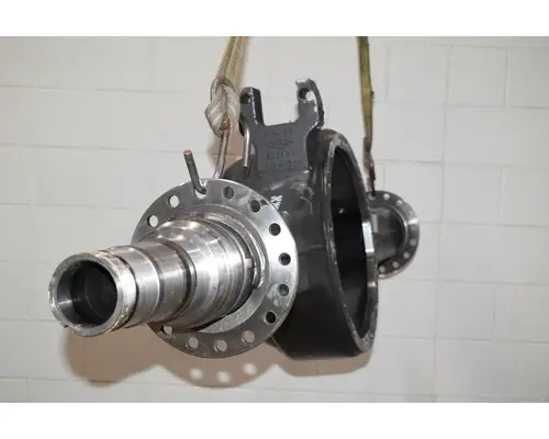 EATON D40-156 Axle Housing (Rear)