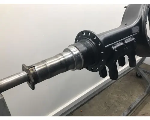 EATON D52-190 Axle Housing (Rear)