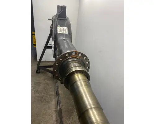EATON D60-190 Axle Housing (Rear)