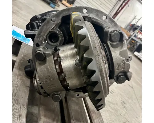 EATON DD404-3.70 Differential Assembly (Front, Rear)