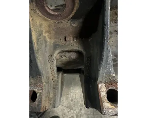 EATON DDP40 Axle Housing, Rear (Front)