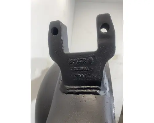 EATON DS-404 Axle Housing (Rear)