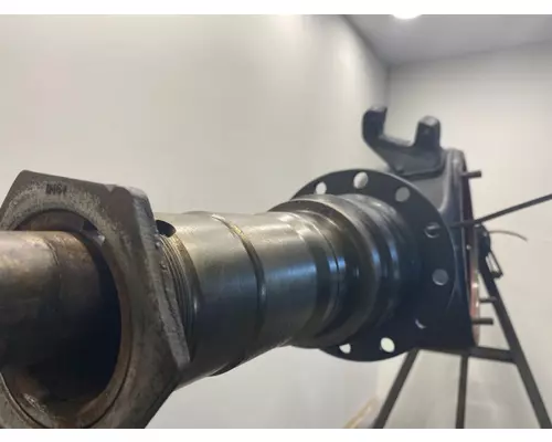EATON DS-404 Axle Housing (Rear)