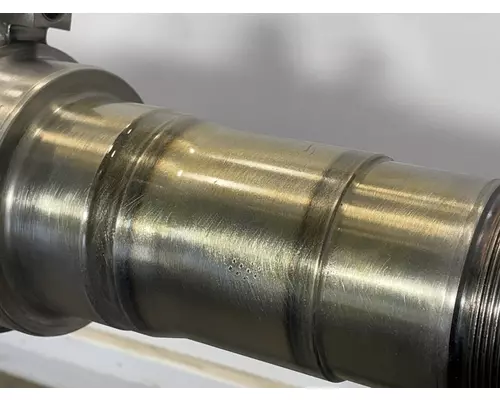 EATON DS-404 Axle Housing (Rear)