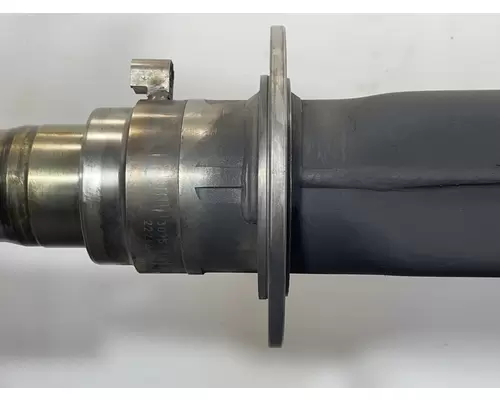 EATON DS-404 Axle Housing (Rear)