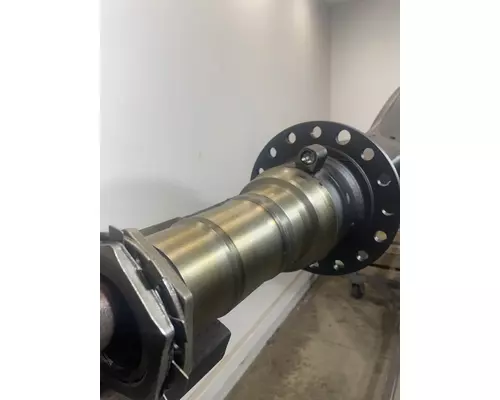 EATON DS-404 Axle Housing (Rear)